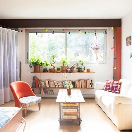 Nice Studio Ideal For Couple In Paris! شقة باريس