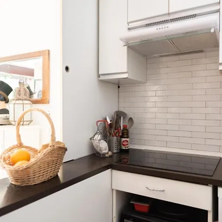 Nice Studio Ideal For Couple In Paris! شقة باريس